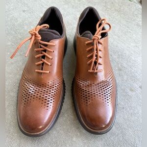 Cole Haan Men's 2.Zerogrand Laser Wingtip Oxford Lined 10.5 British Tan-Java